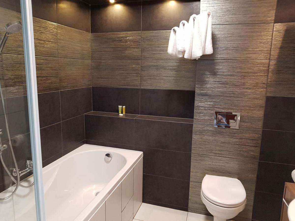 Pod Kominem Pokoje I Apartamenty Brzezie  Exterior photo
